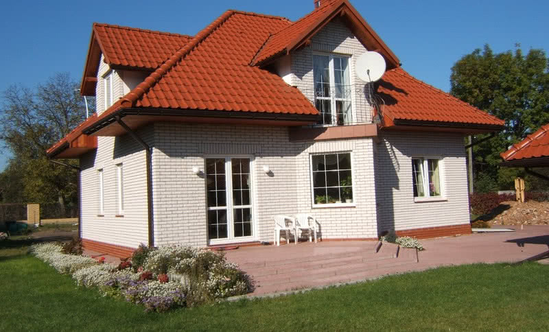 Dlaczego bloczki silikatowe sprawdzają się przy budowie ścian na cienkiej spoinie?